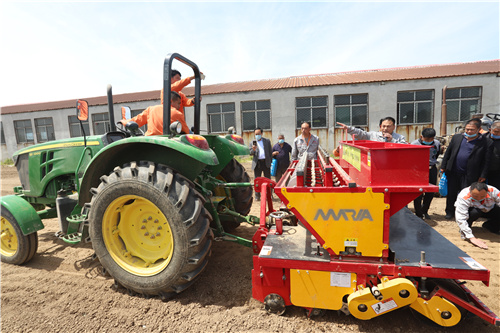 午夜美女福利视频播種機 午夜美女福利视频播種機