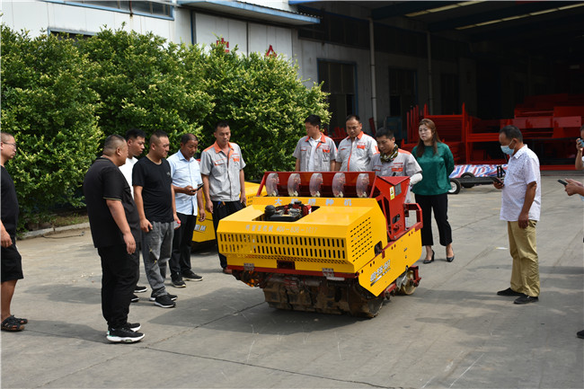 山東午夜美女福利视频播種機批發